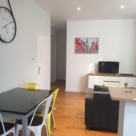 Ptit Savoy Сен-Нектер